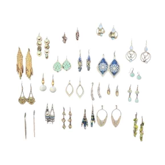 Set of 21 chic dangle earrings - Picture 1 of 2